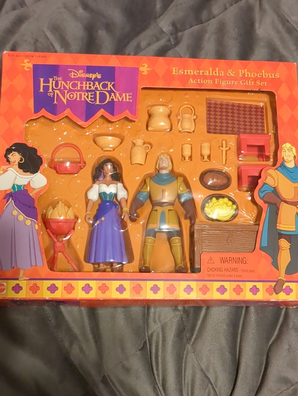 Disney's The Hunchback Of Notre Dame Esmeralda & Phoebus Action Figure Gift Set